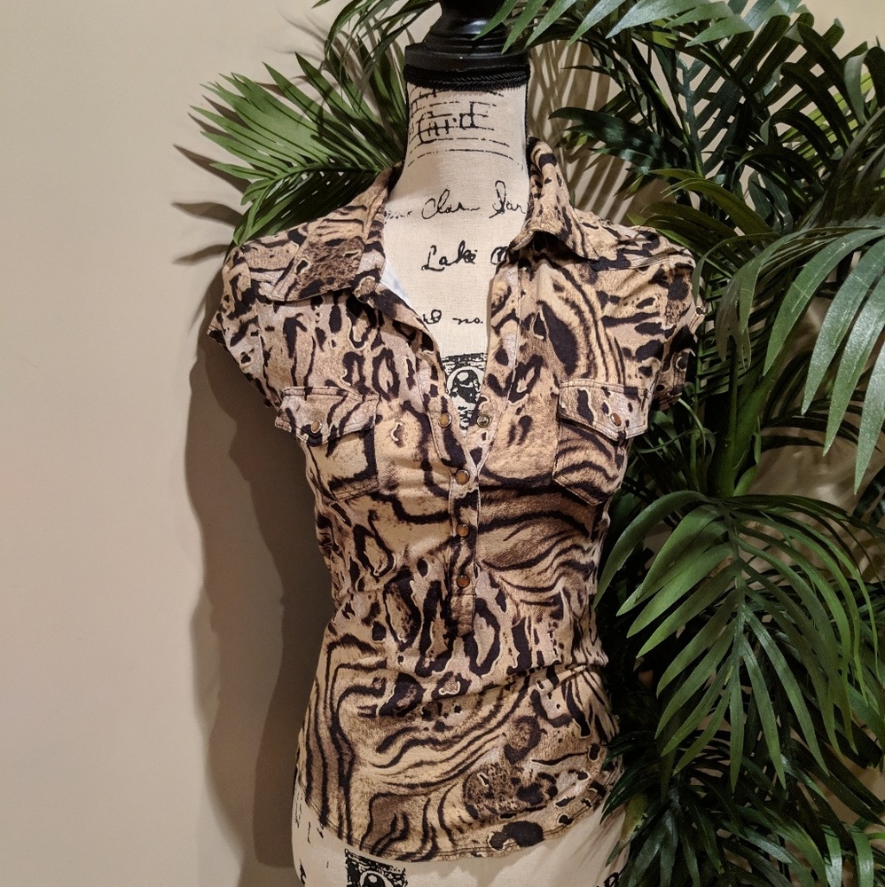 Med. Cach'e Animal Print W Hints Of Gold